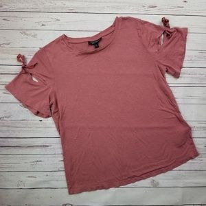 🍁TOPSHOP Peek A Boo Sleeve Top